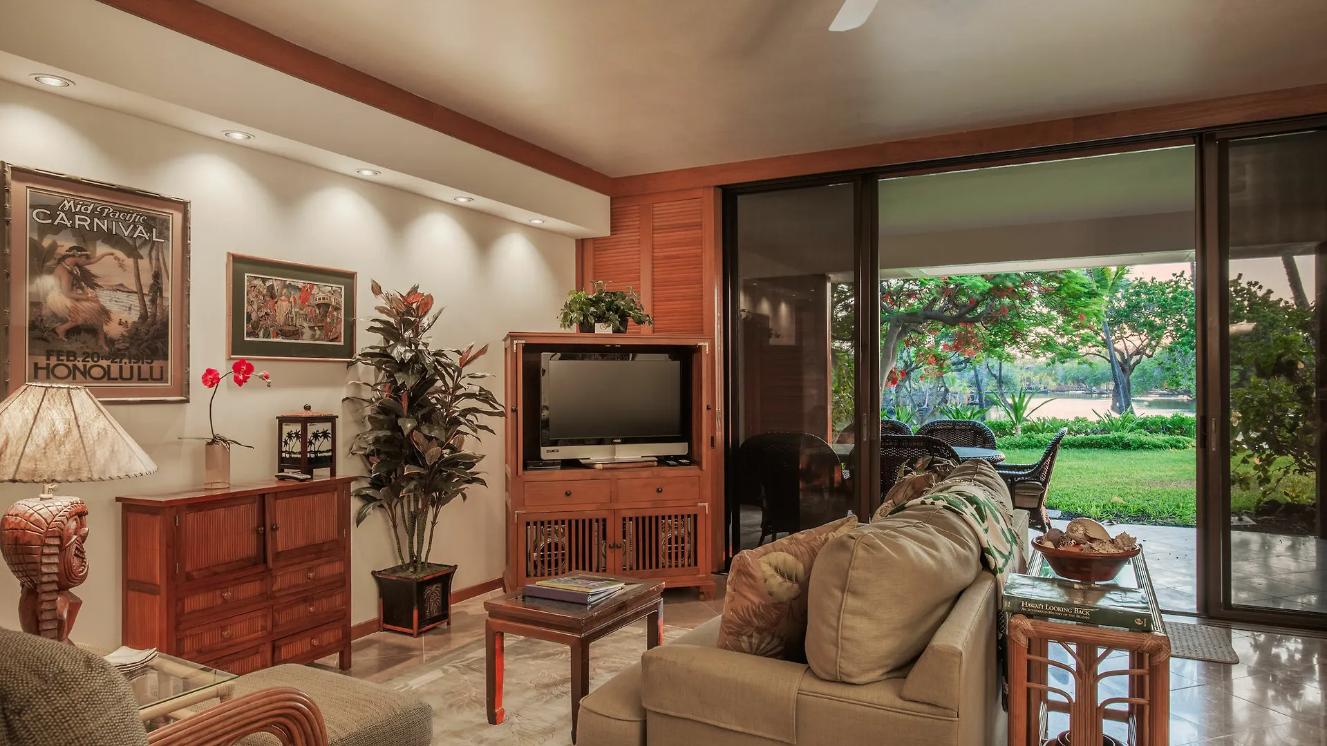 Mauna Lani Terrace Condominium プアコ